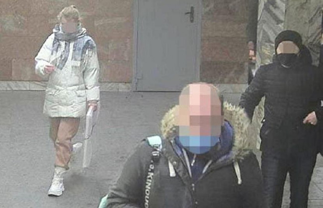 В Киеве мужчина с ножом напал на женщину: подробности