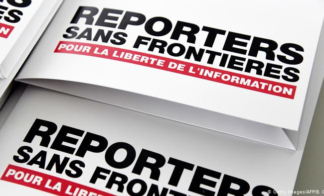 «Репортеры без границ» осудили закрытие телеканалов Медведчука