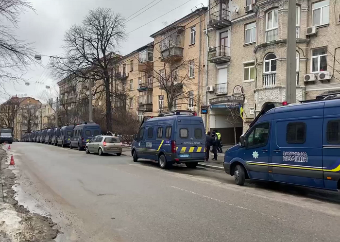 У Києві збирається акція на підтримку Стерненка під ОП: фото і відео
