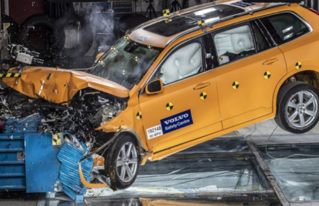 Назвали самые безопасные автомобили 2021 года