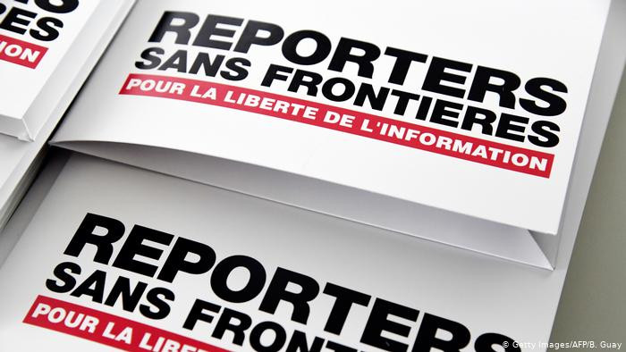 «Репортеры без границ» осудили закрытие телеканалов Медведчука