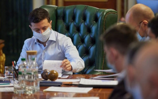 Зеленський підписав закон щодо надання допомоги з часткового безробіття на період карантину