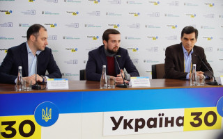 В ОП запевнили, що Дарницький та Подільсько-Воскресенський мости у Києві будуть добудовані