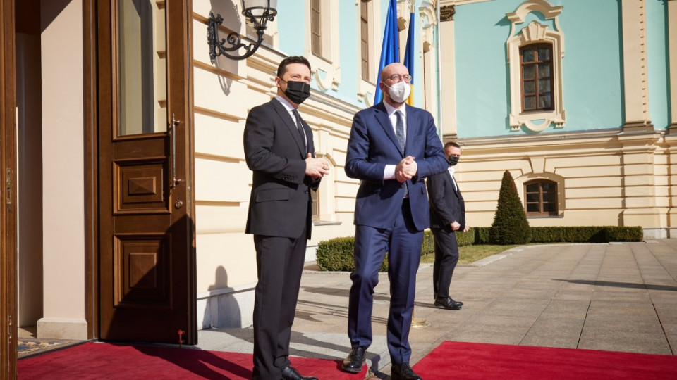 Спільний брифінг Володимира Зеленського та Президента Європейської ради Шарля Мішеля, трансляція