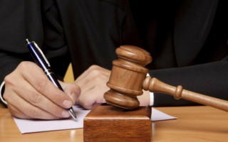 Адвоката, який викрав у клієнта 6 млн грн, засуджено до 10 років позбавлення волі з конфіскацією майна
