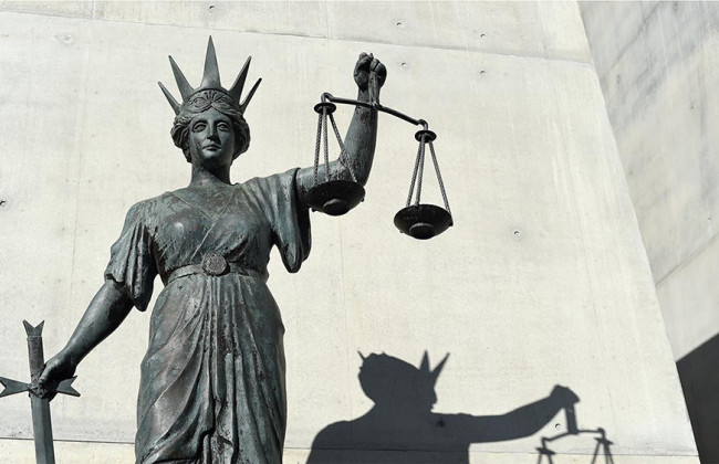 Чи потрібно повідомляти іноземного суб’єкта господарювання про кожне наступне судове засідання