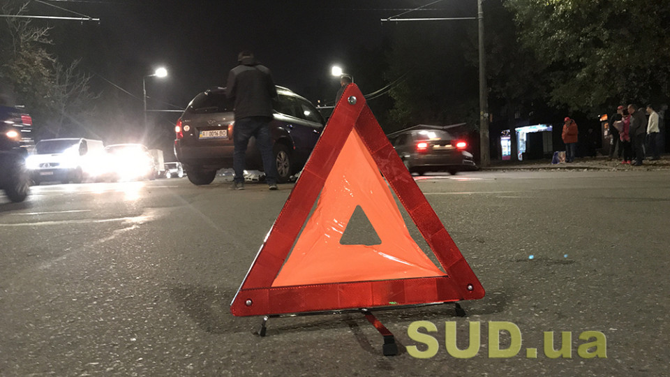 В столице водитель Mercedes «под кайфом» протаранил Audi: видео