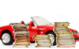 Податок на елітні автомобілі: скільки заплатили українці у 2020 році