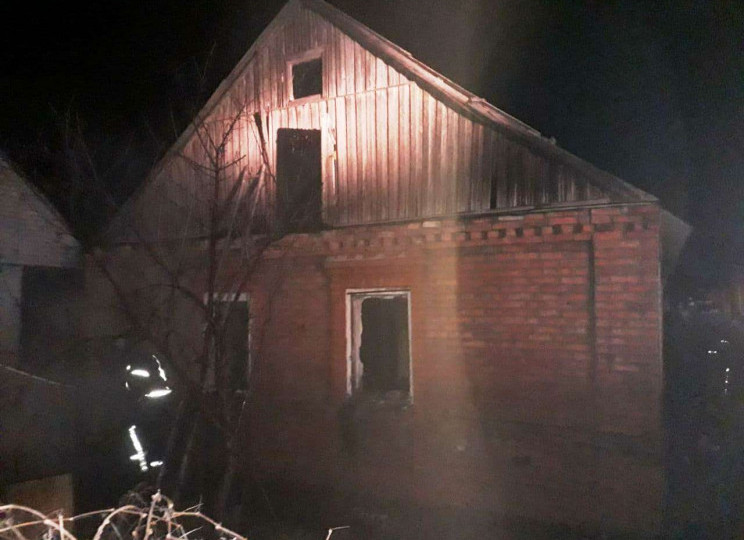В Запорожской области случился пожар в частном доме: есть погибший