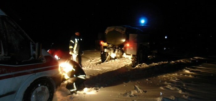 В Донецкой области за сутки спасатели помогли троим водителям, застрявшим из-за непогоды