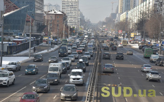 На дорогах столиці у лютому зменшилася інтенсивність руху транспорту