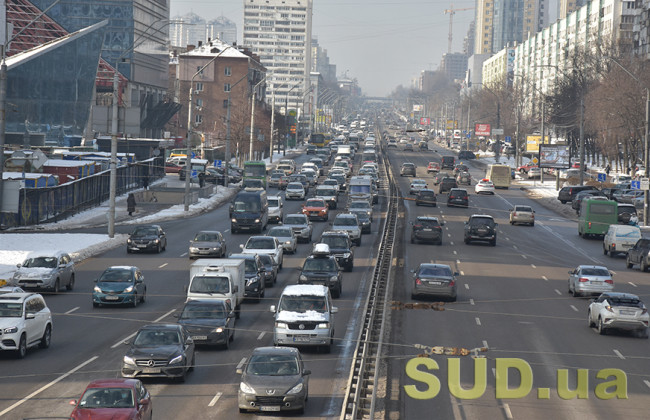 На дорогах столиці у лютому зменшилася інтенсивність руху транспорту