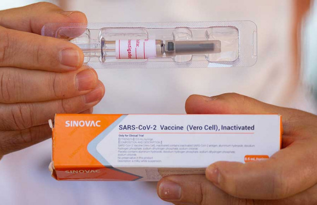 В Україні зареєстрували китайську вакцину CoronaVac: це третій дозволений препарат