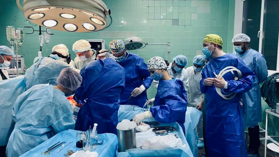 Трансплантація кісткового мозку в Україні тепер доступна для дорослих