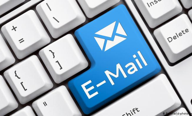 Суди у Польщі будуть зобов’язані відправляти листи через національну систему електронної пошти