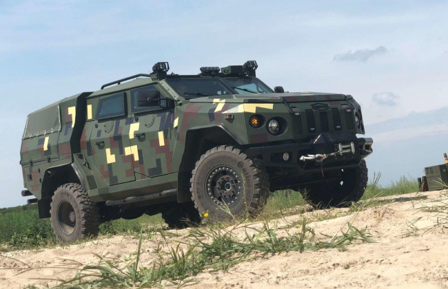 «Укравтобуспром» возьмется за постройку армейского джипа