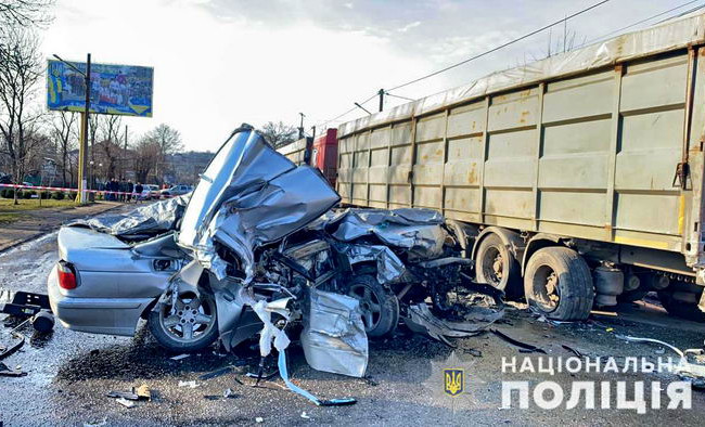 Под Одессой в ДТП погибли две 17-летние девушки