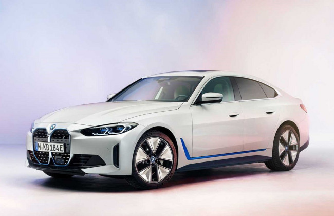 BMW показала спортивный седан i4: фото новинки