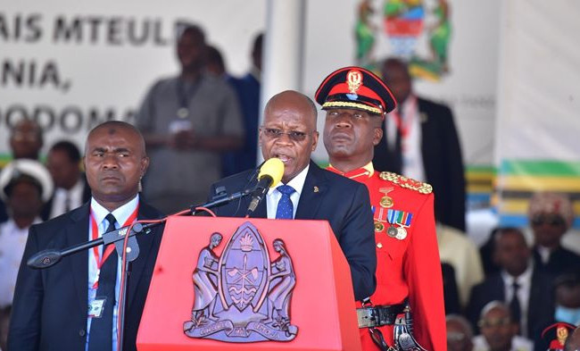 Президент Танзании умер от Covid, слухи