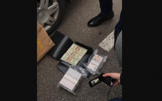 1,4 млн грн хабаря за виділення землі: затримано голову та заступника ОТГ на Київщині
