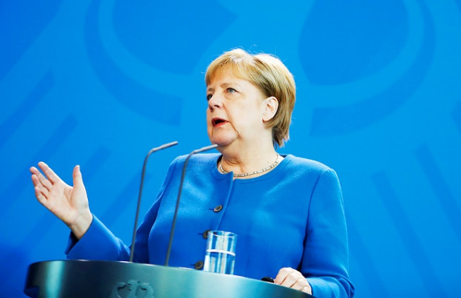 Меркель призвала Украину провести судебную реформу