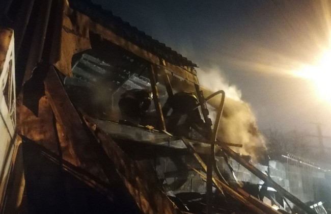 У Дарницькому районі Києва горів будинок