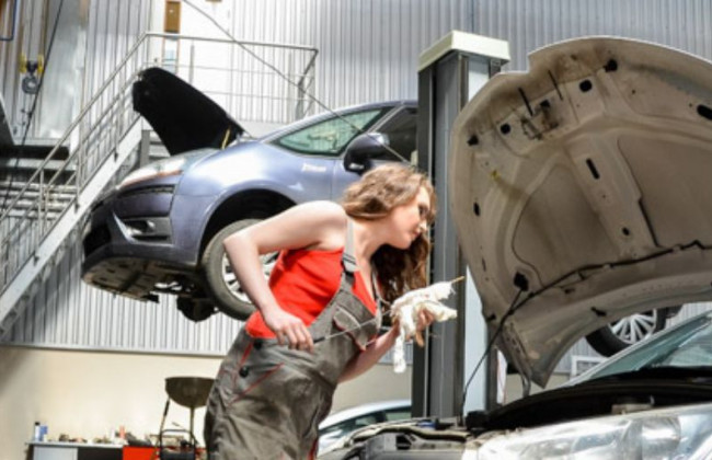 Назвали самые проблемные автомобили Toyota