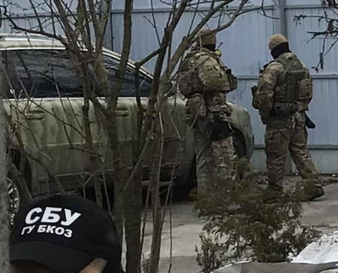 СБУ провела обшук в агента НАБУ Шевченка: підозрюють у створенні незаконних збройних формувань