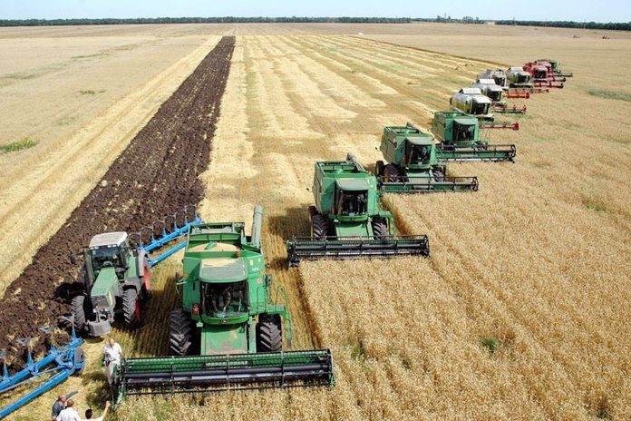 Кабмин установил новый верхний порог компенсации аграриям за покупку отечественной сельхозтехники