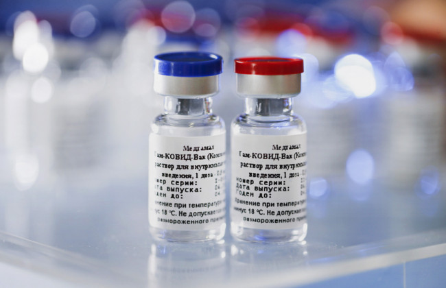 Німеччина закликає Єврокомісію купити російську вакцину для країн ЄС