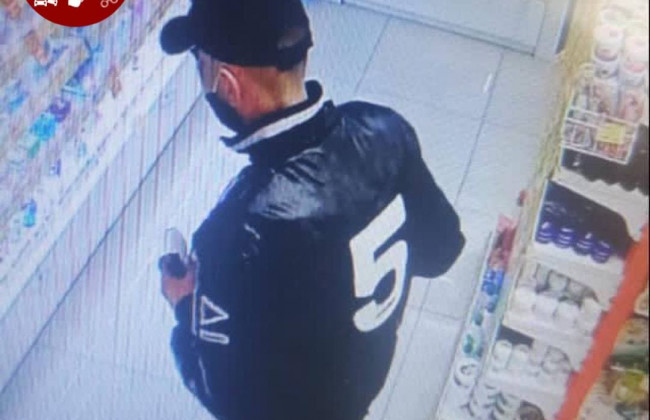 Столичная полиция задержала вора, который обокрал магазин