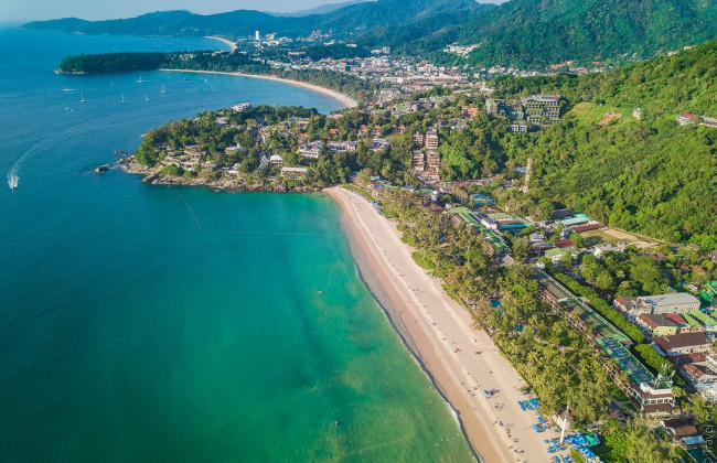 Пхукет с 1 июля начнет принимать туристов с прививками без карантина