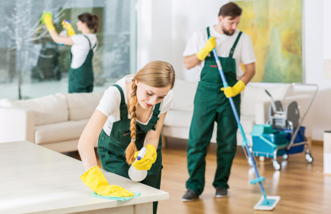 Фірму, що прибирала в під’їздах, підозрюють у заволодінні бюджетними коштами на суму 8 млн грн