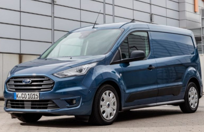 Почти даром: «Ощадбанк» распродает бронированные автомобили