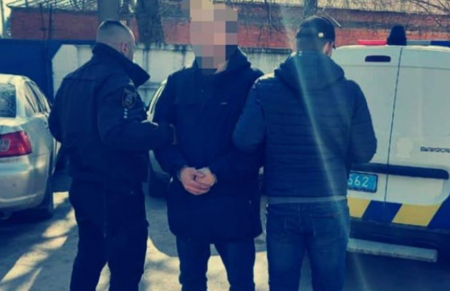 Под Киевом ревнивец пытался убить соперника отверткой