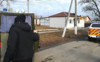 На Харьковщине женщина выбросила младенца в выгребную яму