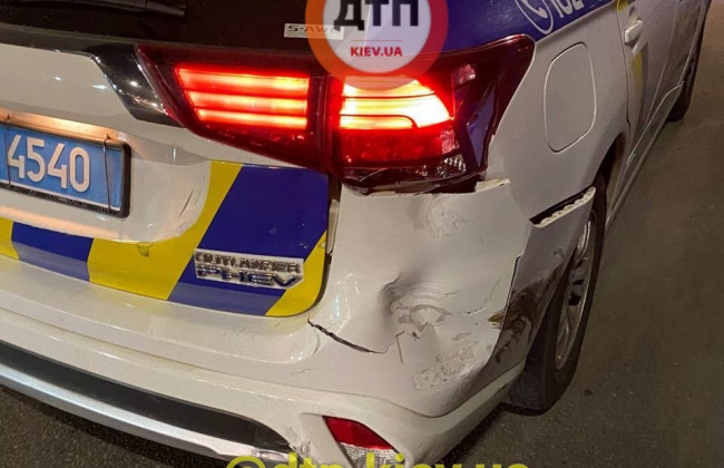 В Киеве полиция устроила погоню и попала в ДТП