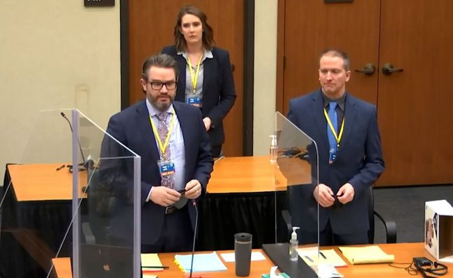 Суд над убийством Джорджа Флойда - крупнейшее судебное дело эпохи потокового телевидения