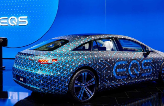 Mercedes-Benz показал интерьер своего электрического флагмана