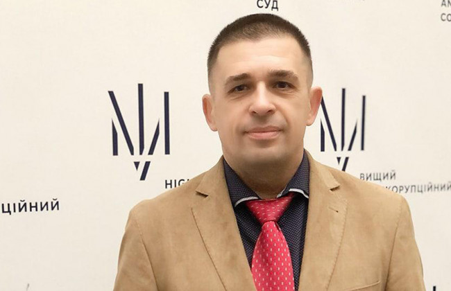 Стаття 75 КК України: звільнення від покарання з випробуванням для «корупціонерів» - намір чи забудькуватість законодавця