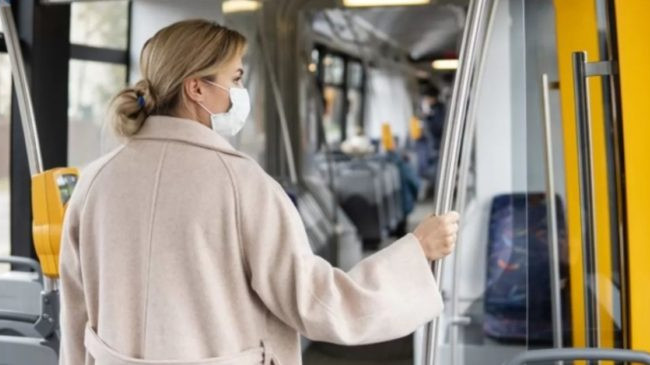 У Львові планують зупинити роботу громадського транспорту та дитсадків