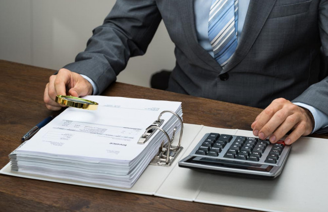 НАЗК запрошує 8 керівників політичних партій та колишнього заступника міністра для надання пояснень