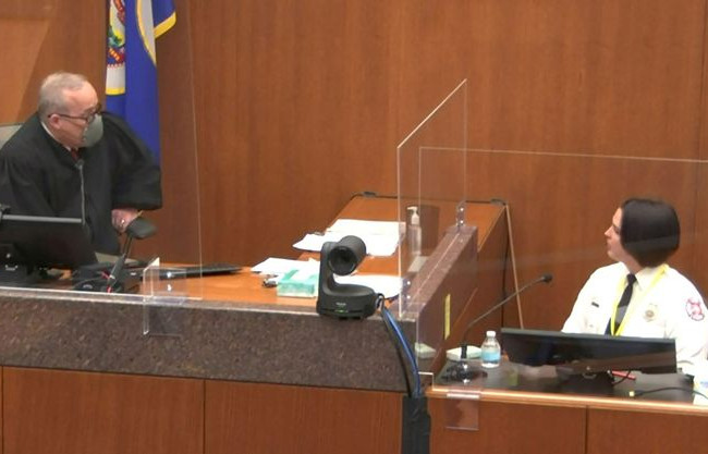 Пожарная, 9-летняя девочка и подростки дали убедительные показания на суде над Дереком Човеном в самом важном деле эпохи Black Lives Matter