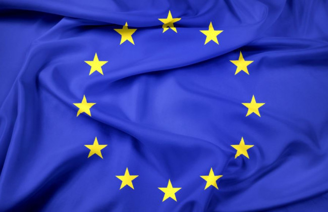 Еврокомиссия подала в Суд ЕС на Польшу за скандальный закон о судоустройстве