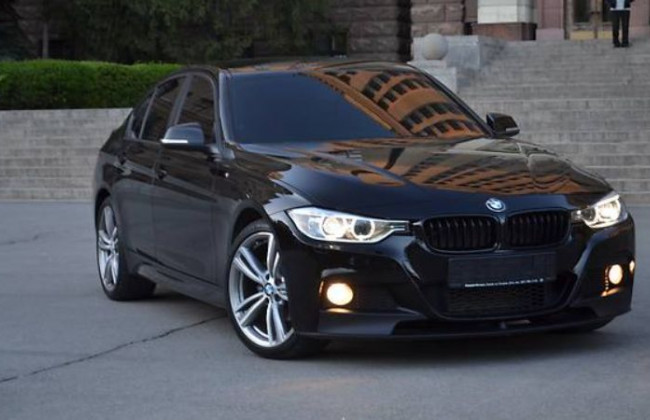 BMW, Volkswagen та Mitsubishi: українцям безоплатно віддадуть 23 транспортні засоби