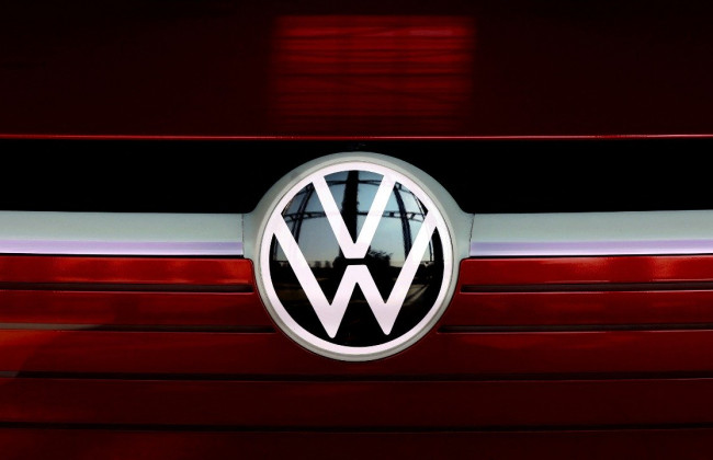 Эксклюзив: Volkswagen выкупит кредиты у Tesla в Китае для соблюдения экологических правил — источники