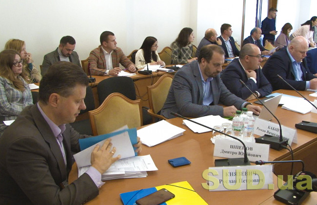 Комитет правовой политики рассмотрит ситуацию, сложившуюся вокруг Конституционного Суда