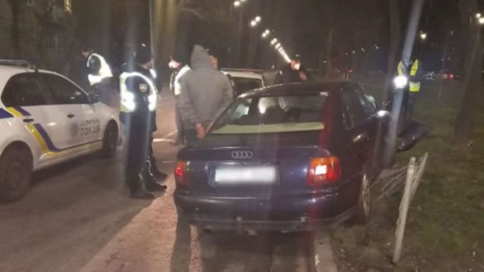 В Киеве пьяный водитель устроил гонки с полицией, видео
