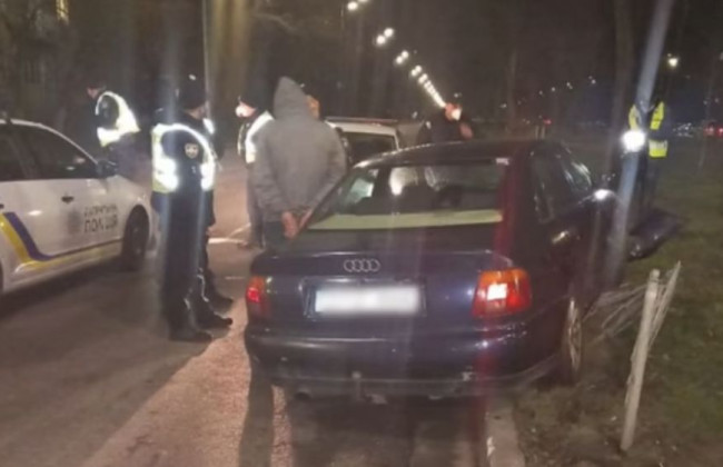В Киеве пьяный водитель устроил гонки с полицией, видео