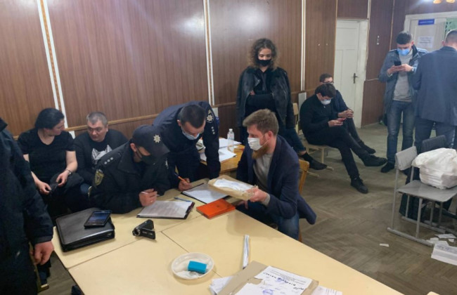 Вибори на Івано-Франківщині: голосування на 87 окрузі визнали недійсним